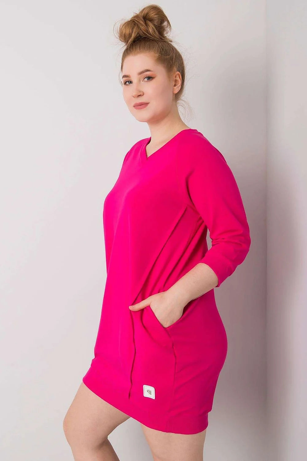 robe chemise grande taille oversize fuchsia coton élasthanne molleton manches trois quarts col V poches latérales coupe droite courte