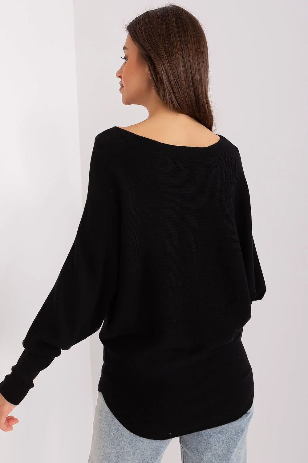 pull femme viscose coton noir oversize coupe ample manches chauvesouris col bateau maille côtelée base arrondie élégant confortable