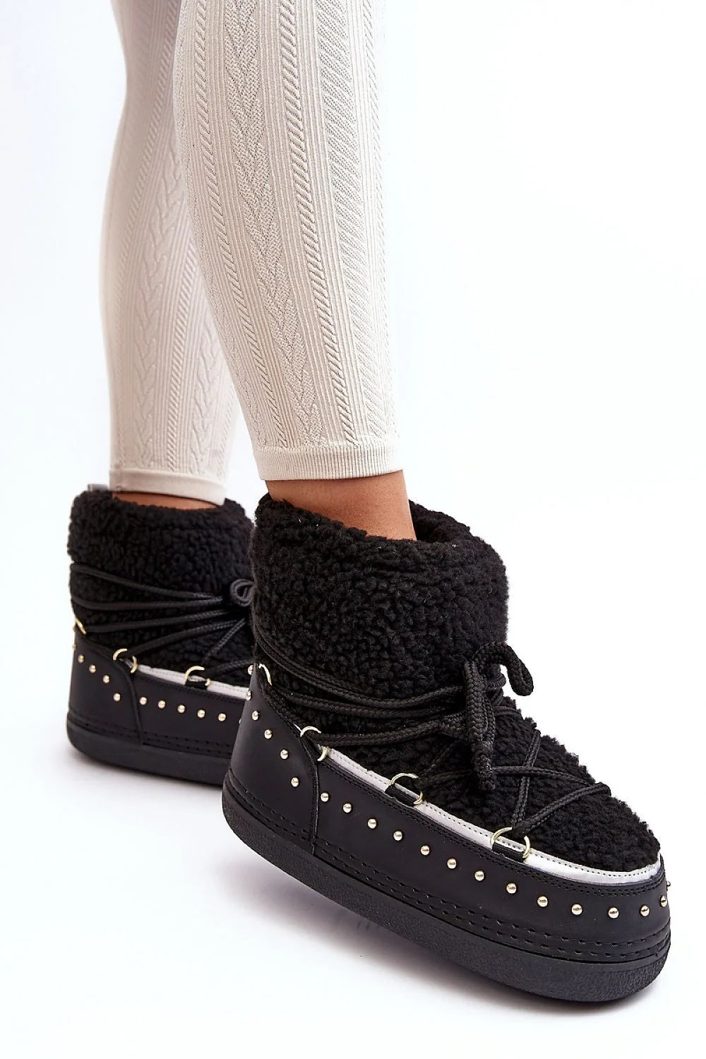 Bottines de neige Step in style en fausse fourrure tige noire semelle épaisse lacets métalliques femmes