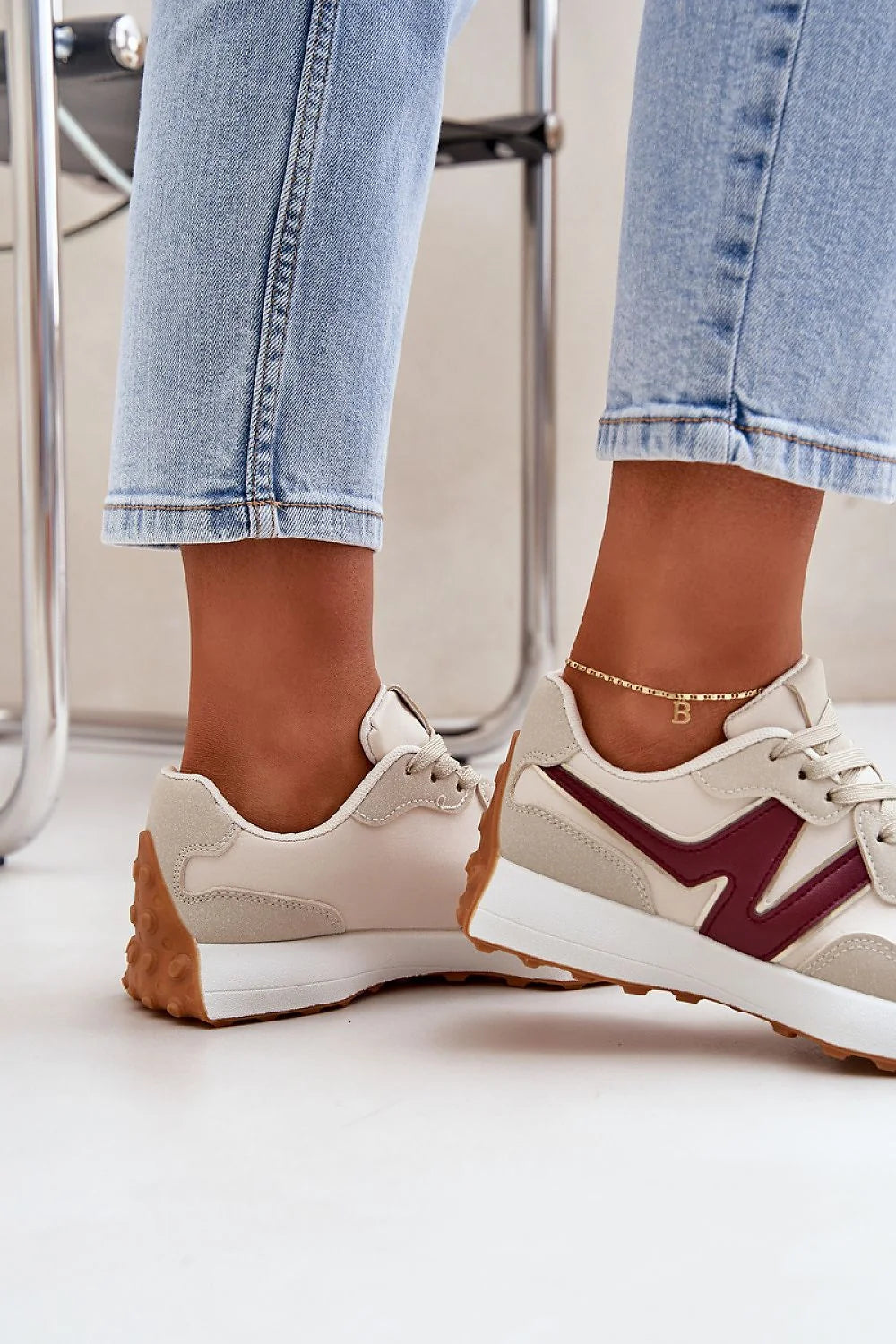 Chaussures de sport femmes style urbain design moderne cuir écologique semelle crampons confort tous les jours