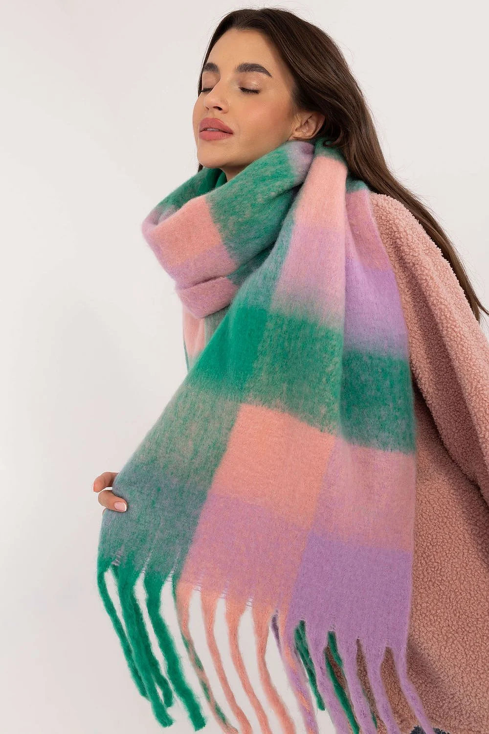 Écharpe large en polyester motif carreaux couleurs pastel style oversize avec franges pour femme
