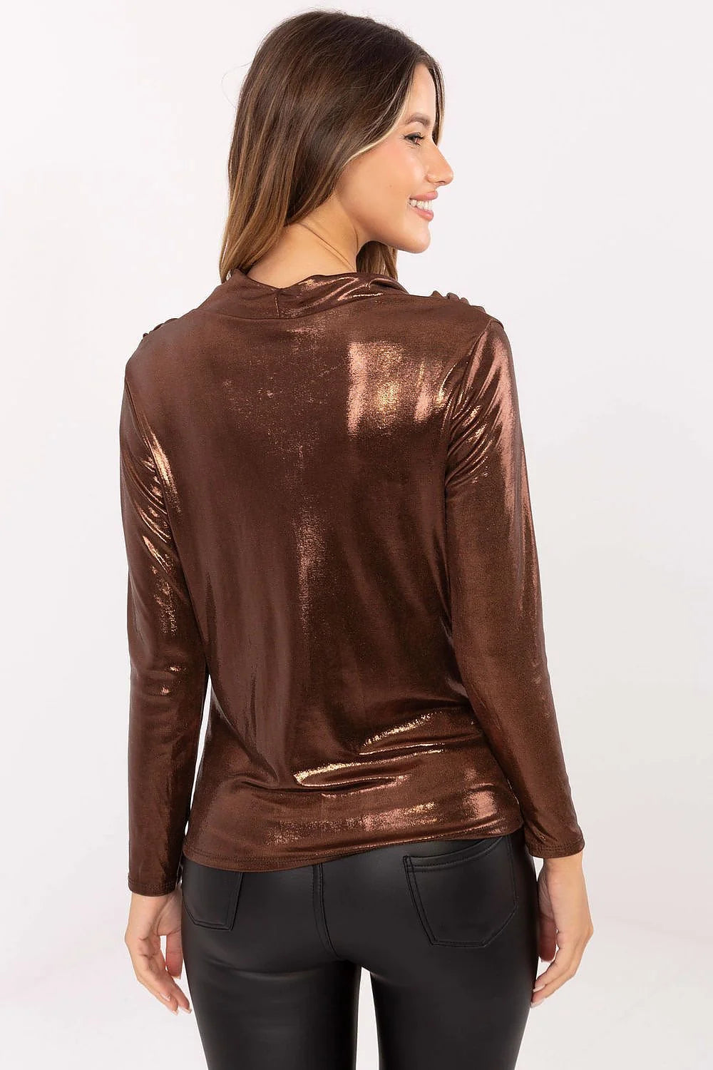 chemise femme élégante raffinée manches longues col bénitier drapé lamé métallisé bronze cuivré brillante extensible stretch coupe slim plis décoratifs