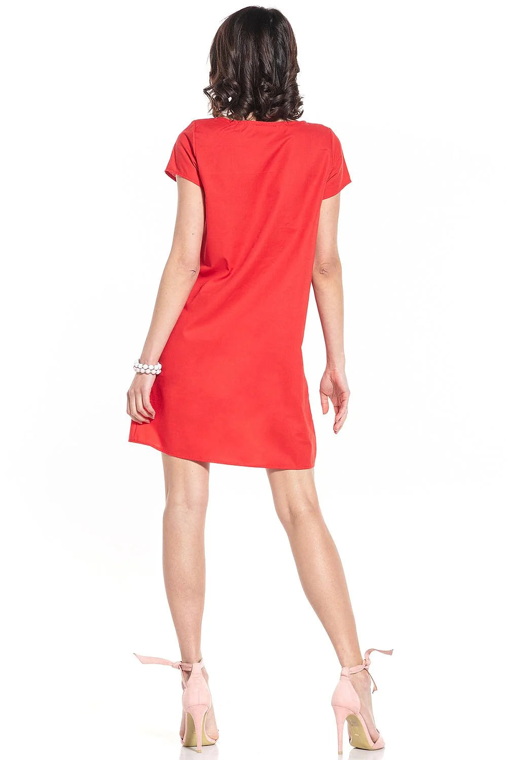 robe jour féminine fluide coton noir manches courtes coupe ample droite trapèze col rond fronces popeline légère structurée longueur genou