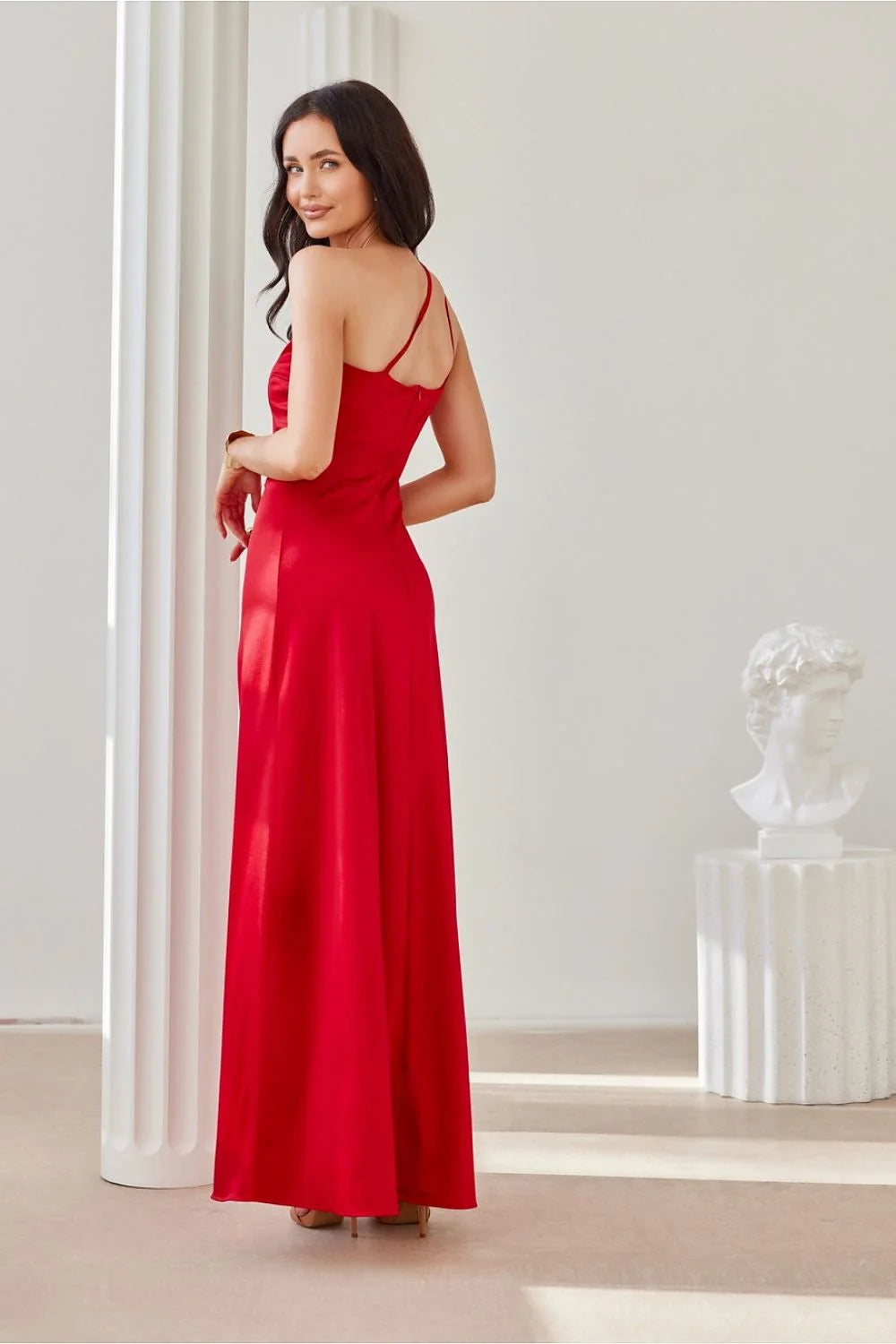 Robe longue asymétrique une épaule satinée rouge vif occasion spéciale femme sans doublure fermeture éclair taille ajustable soirée mariage gala