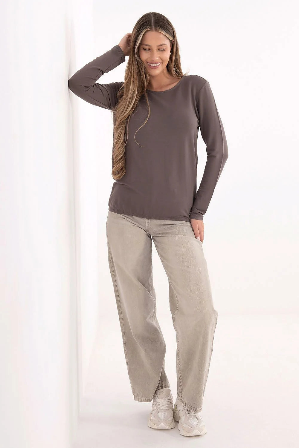 chemisier femme quotidien décontracté confortable modal élasthanne doux extensible ajusté col rond manches longues élastique bas minimaliste taupe
