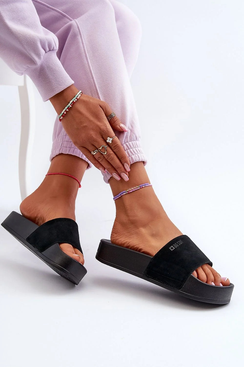 sandales mode femme design moderne minimaliste cuir suédé noir plateforme compensée 4cm confort rembourrée bride large mule BigStar discret durable