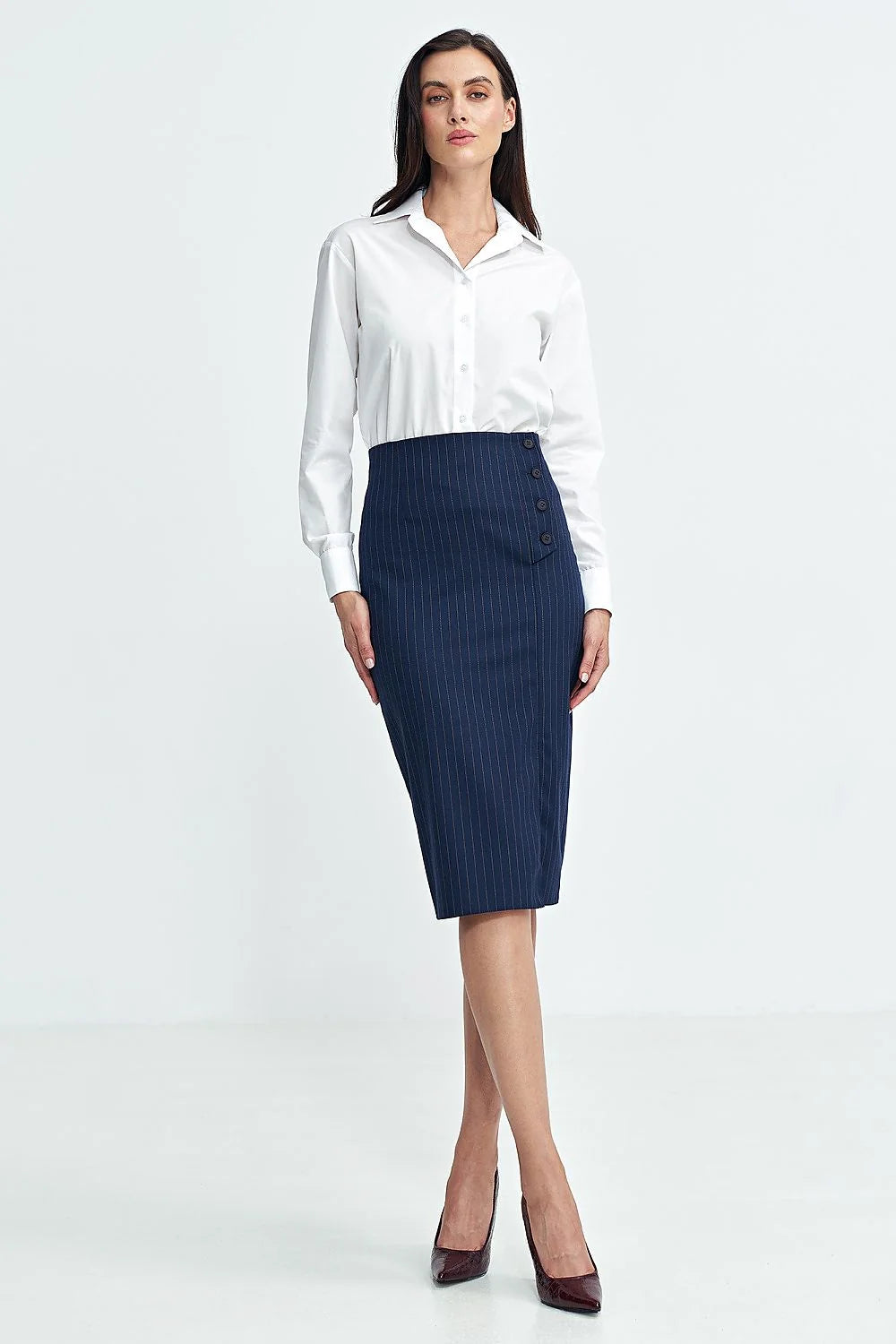 Jupe Nife classique moderne hautes rayures tennis contrastées matières hautes qualité taille haute longueur sous genou fermeture boutons décoratifs fente avant
