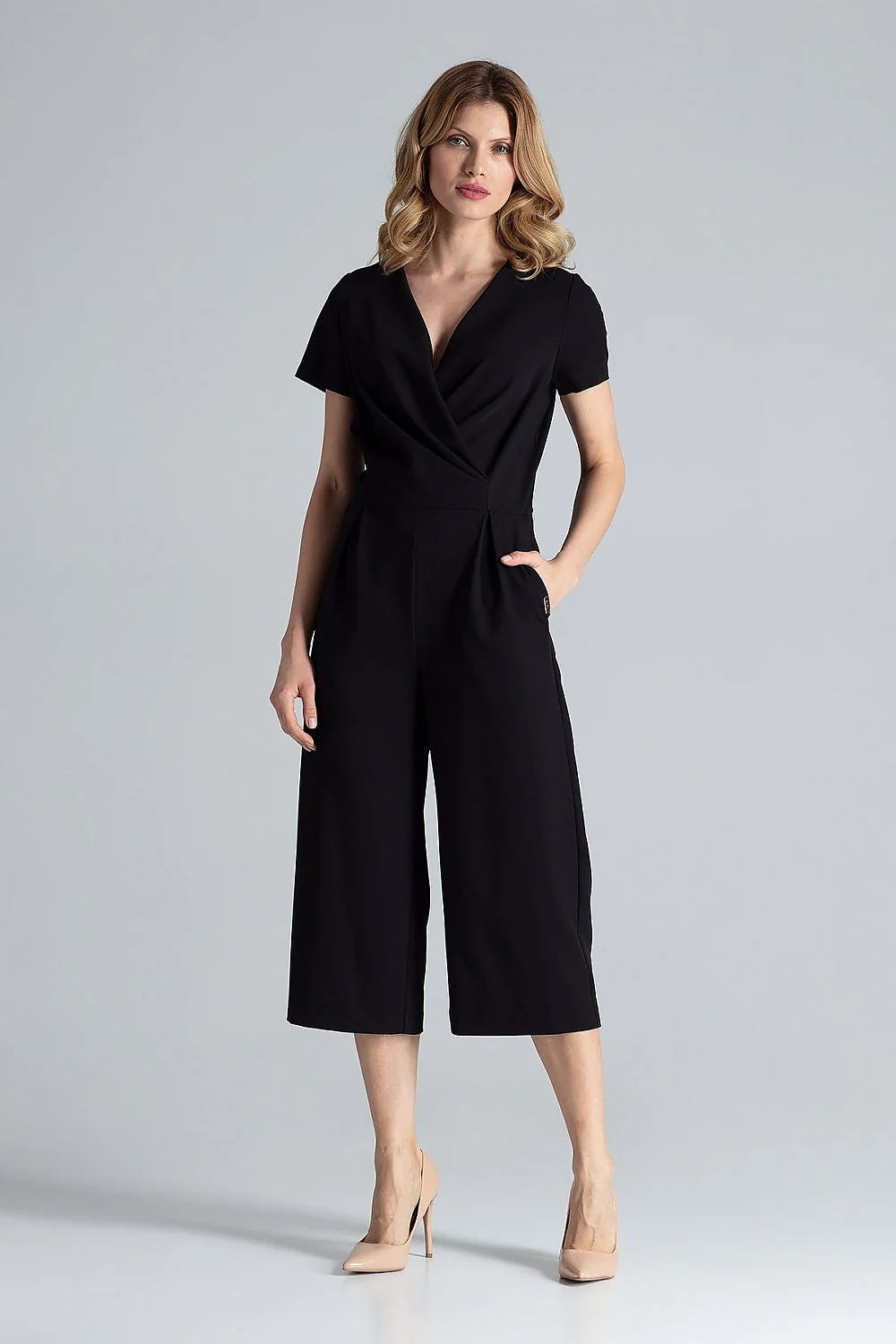 Figl combinaison corail vif cachecoeur manches courtes taille cintrée pinces soignées tissu fluide structuré polyester viscose poches latérales fermeture glissière