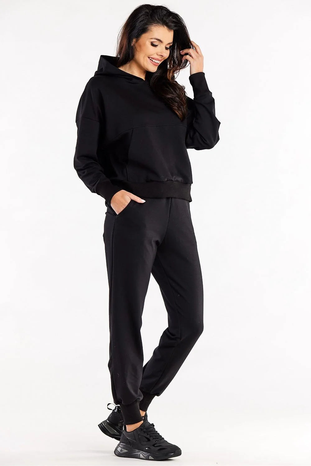Costume de mode femme épuré tracksuit hoodie joggers coton polyester noir coupe ample élastique