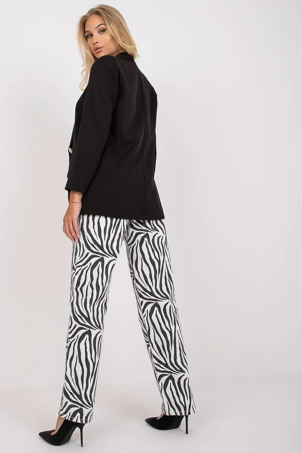 Blazer femme Italy Moda noir classique élégant coupe droite boutons dorés crop top blanc pantalon rayures zébrées高 waist denim