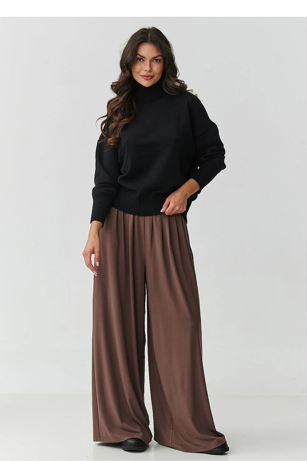 pull femme col roulé noir maille douce viscose stretch durable antipeluches oversize longueur hanche manches ballon épaules tombantes