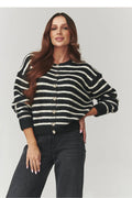 cardigan femme rayé noir blanc oversize court maille bouclée mohair doux col rond manches longues boutons dorés fleur chic