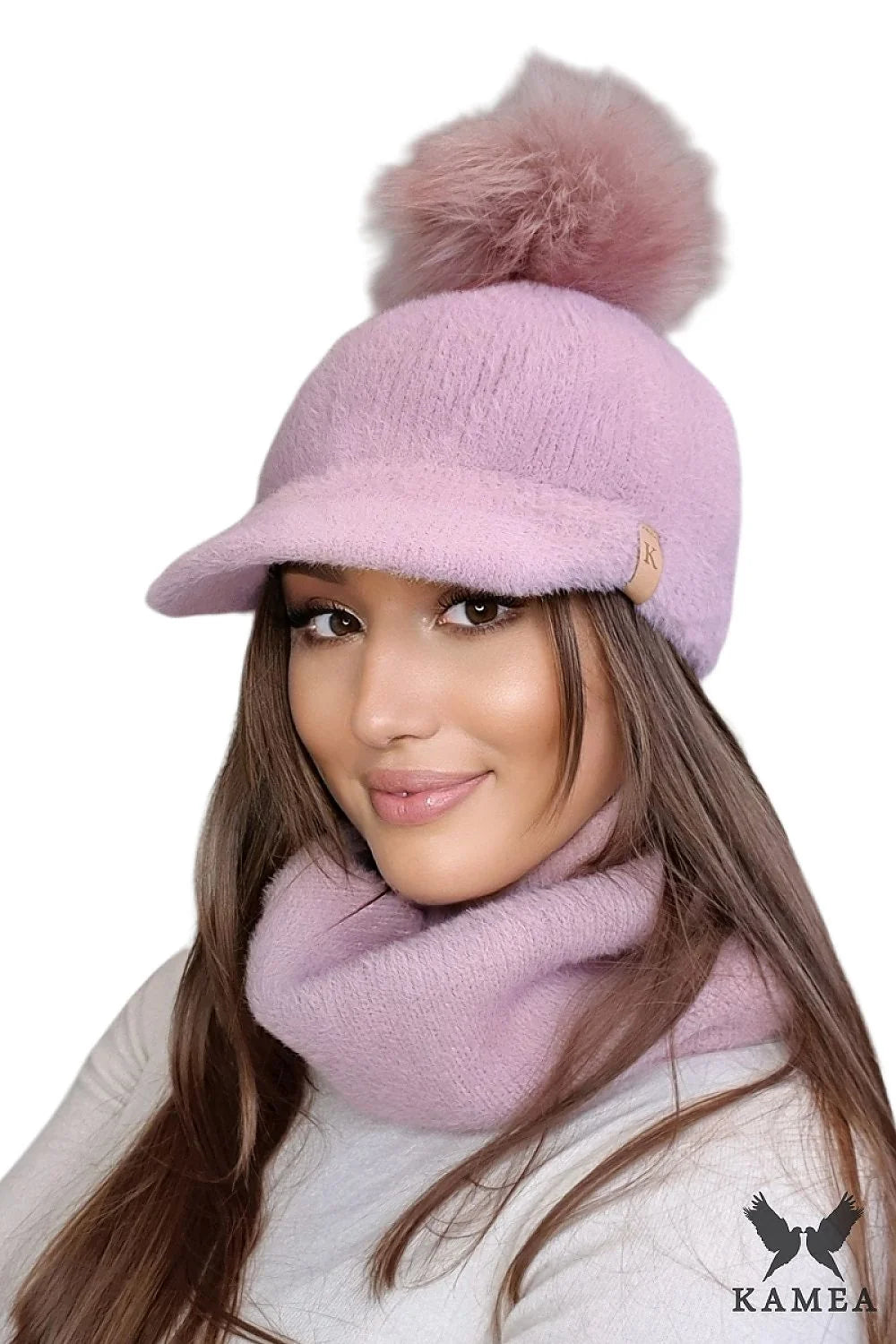 Bonnet et écharpe assortis Kamea rose pastel mode hiver femmes confort élégance fourrure synthétique
