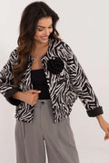 Veste femme motif zébré loose couleurs noir et blanc fleur appliquée manches longues coupe droite