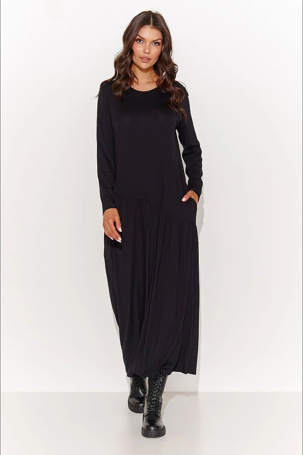 Robe de jour moderne longue manches longues en maille viscose couleur noire et graphite femme élégante occasionnels décontractés et formelles