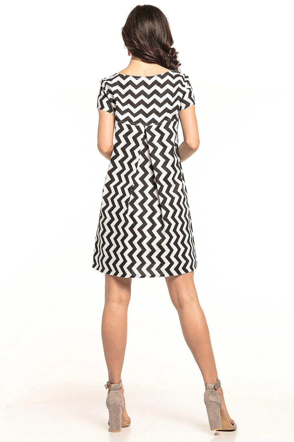 Robe en coton motif zigzag moderne manches courtes élégante pour sorties décontractées tailles S à XXXL