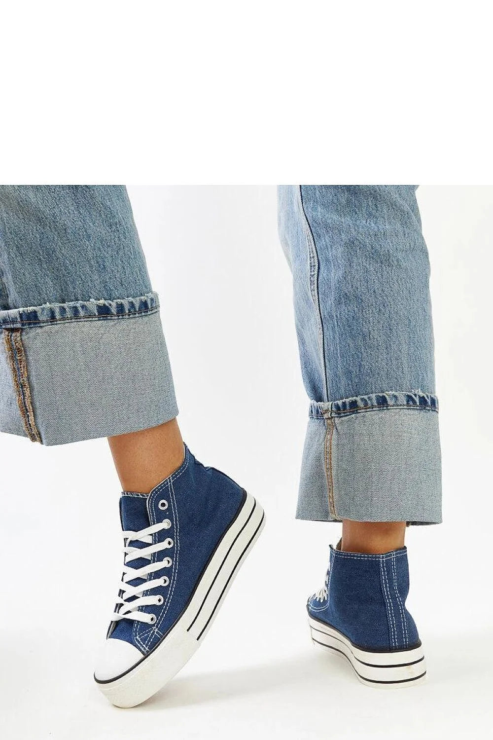 Baskets montantes pour femmes style urbain bleu denim tige haute semelle épaisse laces blanches métal vintage mode décontractée