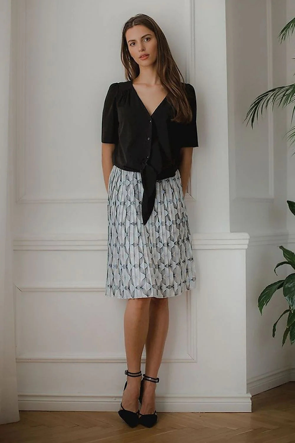 robe femme coton élégante motifs géométriques bleu pastel manches bouffantes décolleté noeud taille jupe plissée midi fluide soyeuse