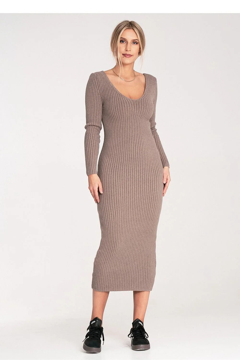 Robe pull midi femme Figl maille côtelée extensible moulante bodycon manches longues encolure dégagée taupe neutre maintien confort casualchic superpositions