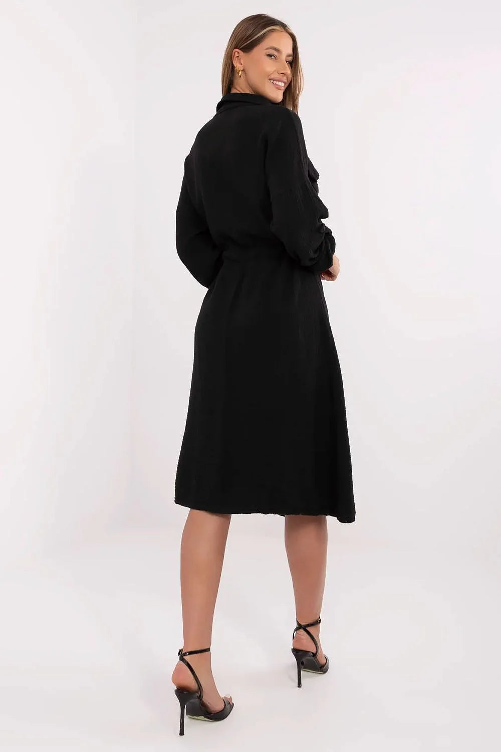 Robe élégante pour femme en tissu fluide noir manches longues ceinture intégrée poches buste