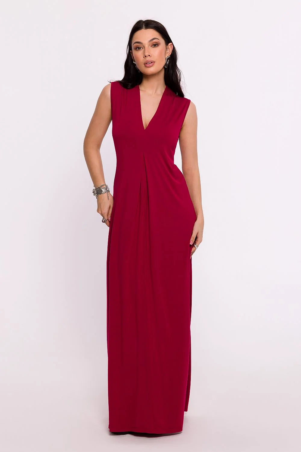Robe longue élégante sans manches en maille viscose couleur bordeaux encolure en V femme occasion formelle