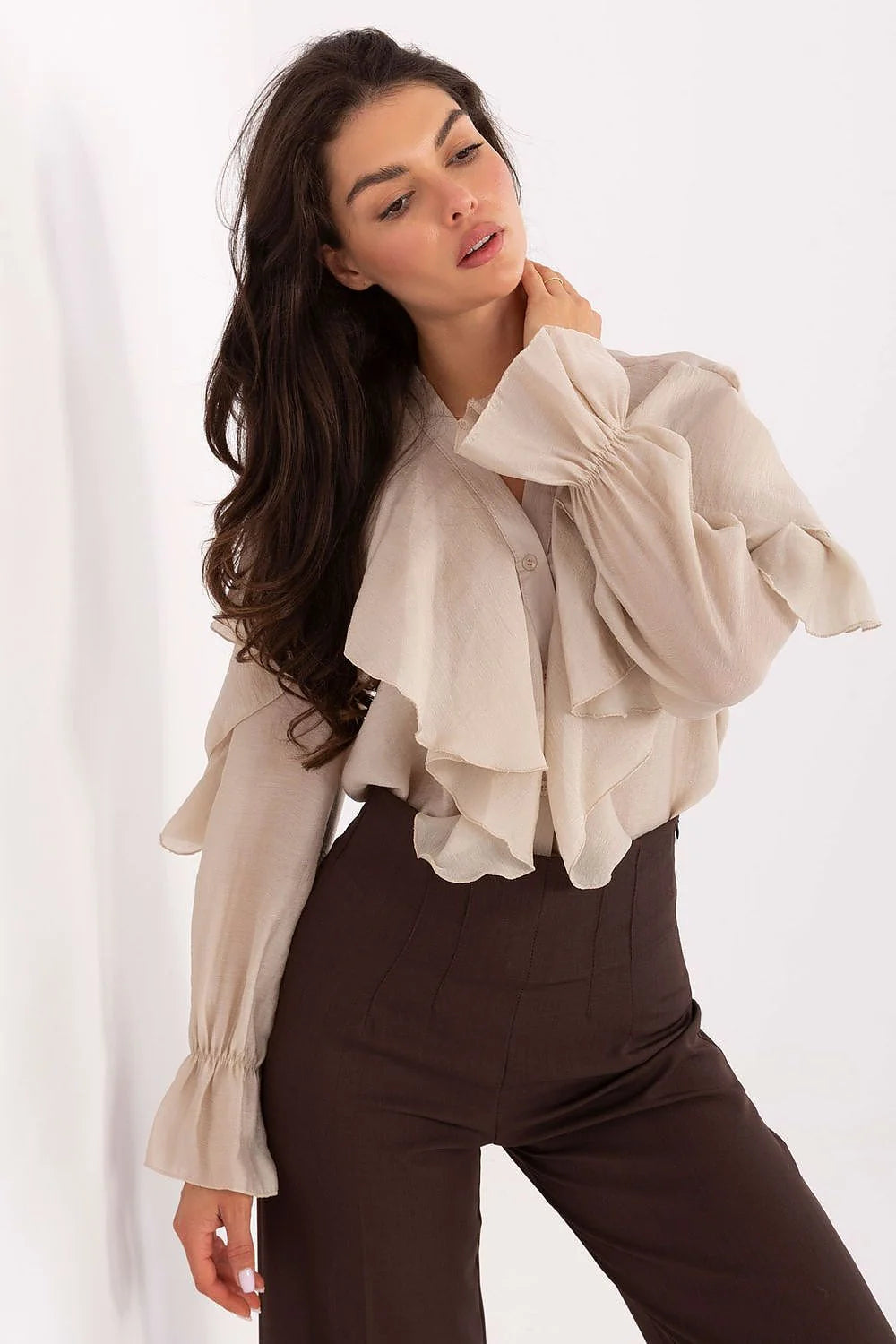 chemise blouse femme manches longues volants jabot voile chiffon lyocell polyester semi transparente beige col V