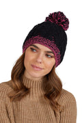 Bonnet Kamea pour femme en laine avec pompon noir et rose, style moderne, hiver 2023