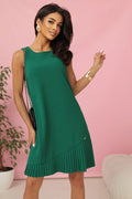 Robe de jour élégante verte émeraude Numoco coupe droite en polyester asymmetric plissé longueur genou femmes occasion spéciale