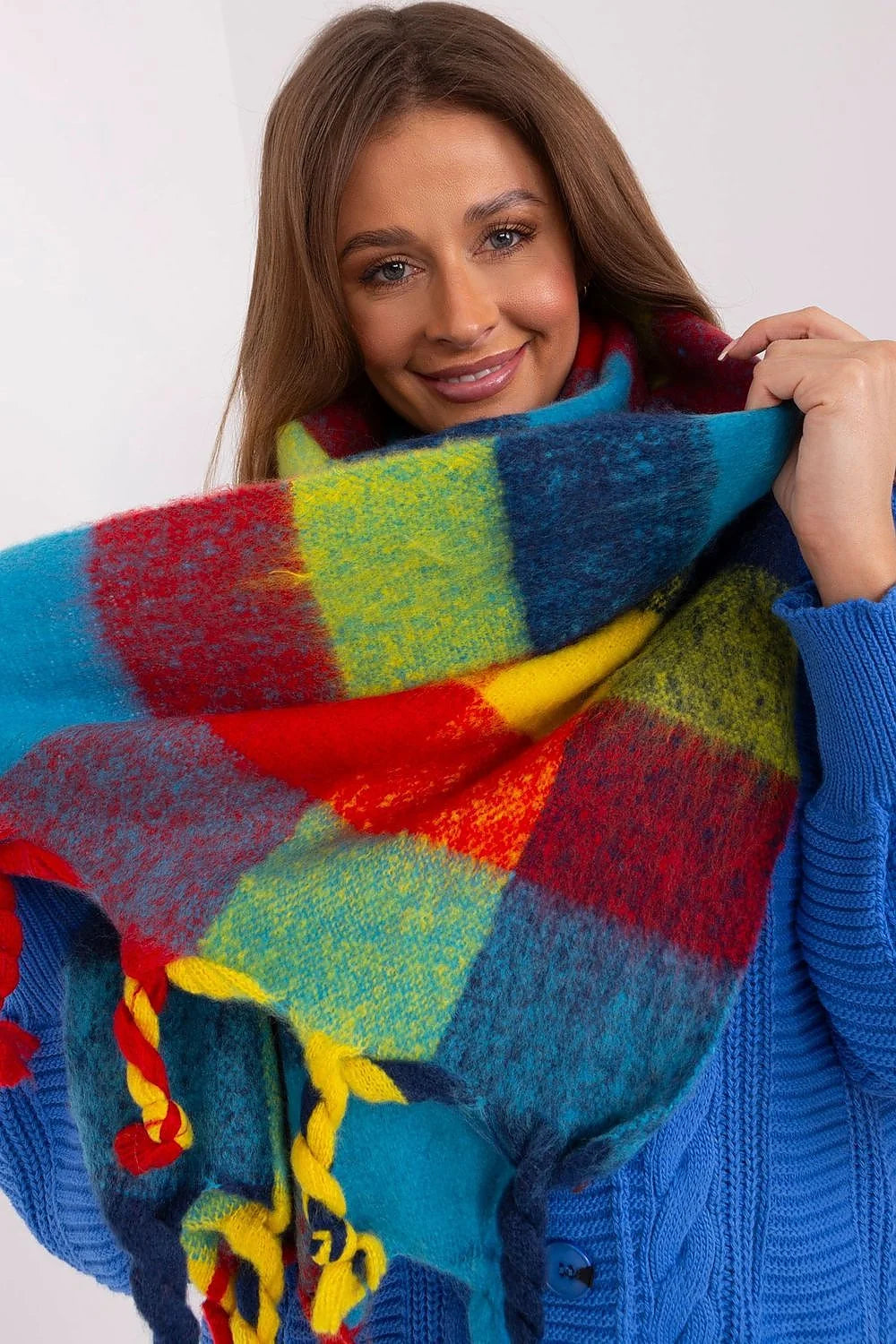 Écharpe longue pour femmes en carreaux colorés asymétriques avec franges tressées polyester résistant style audacieux pour automne hiver