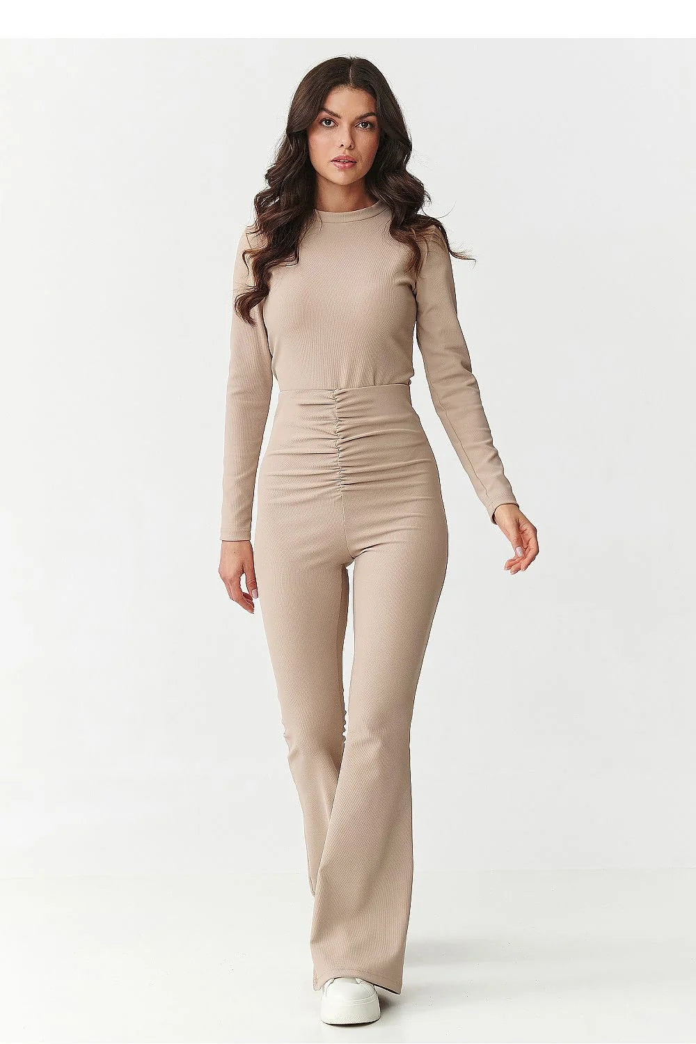 ensemble femme maille côtelée stretch chemisier ajusté col montant manches longues fermeture éclair dos pantalon taille haute jambe évasée froncée
