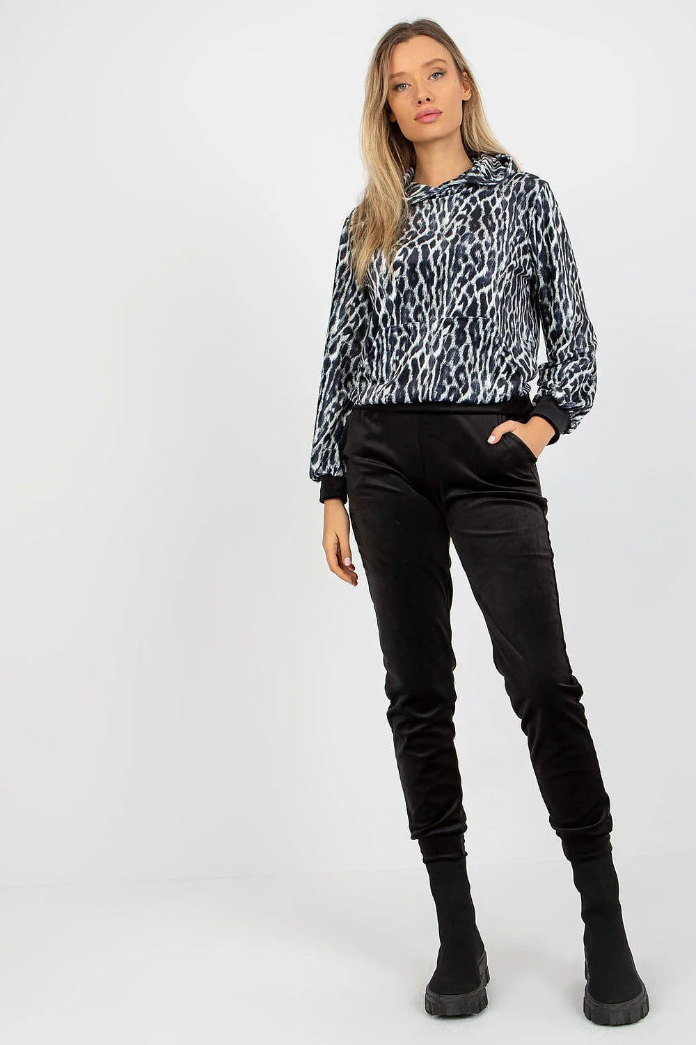 Ensemble Rue Paris sweat-shirt capuchon pantalon jogger velours coton élasthanne motifs animaux noir blanc bleu femme
