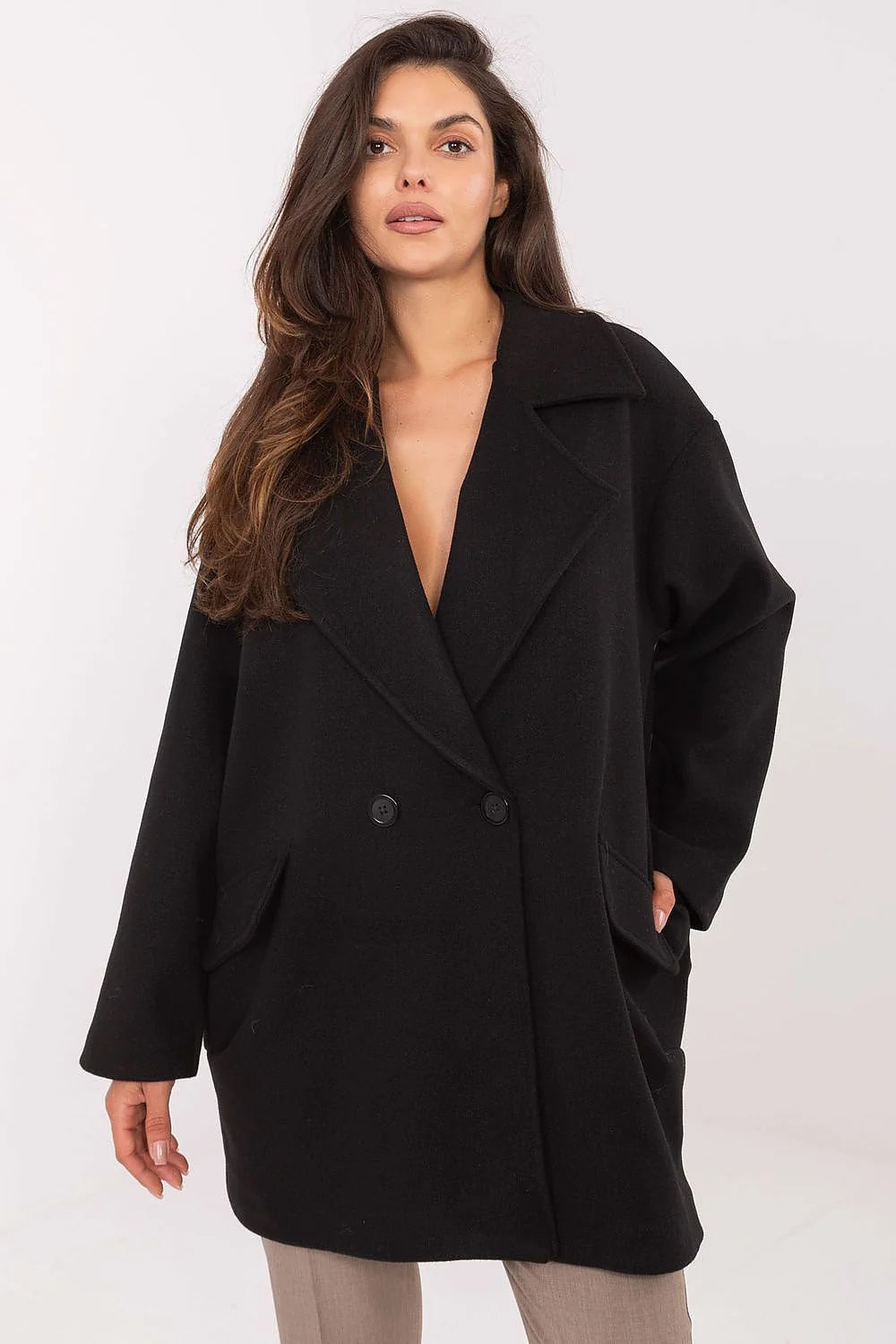 manteau femme oversize noir mi longue droit double boutonnage grands revers poches rabat manches longues laineux épais feutré