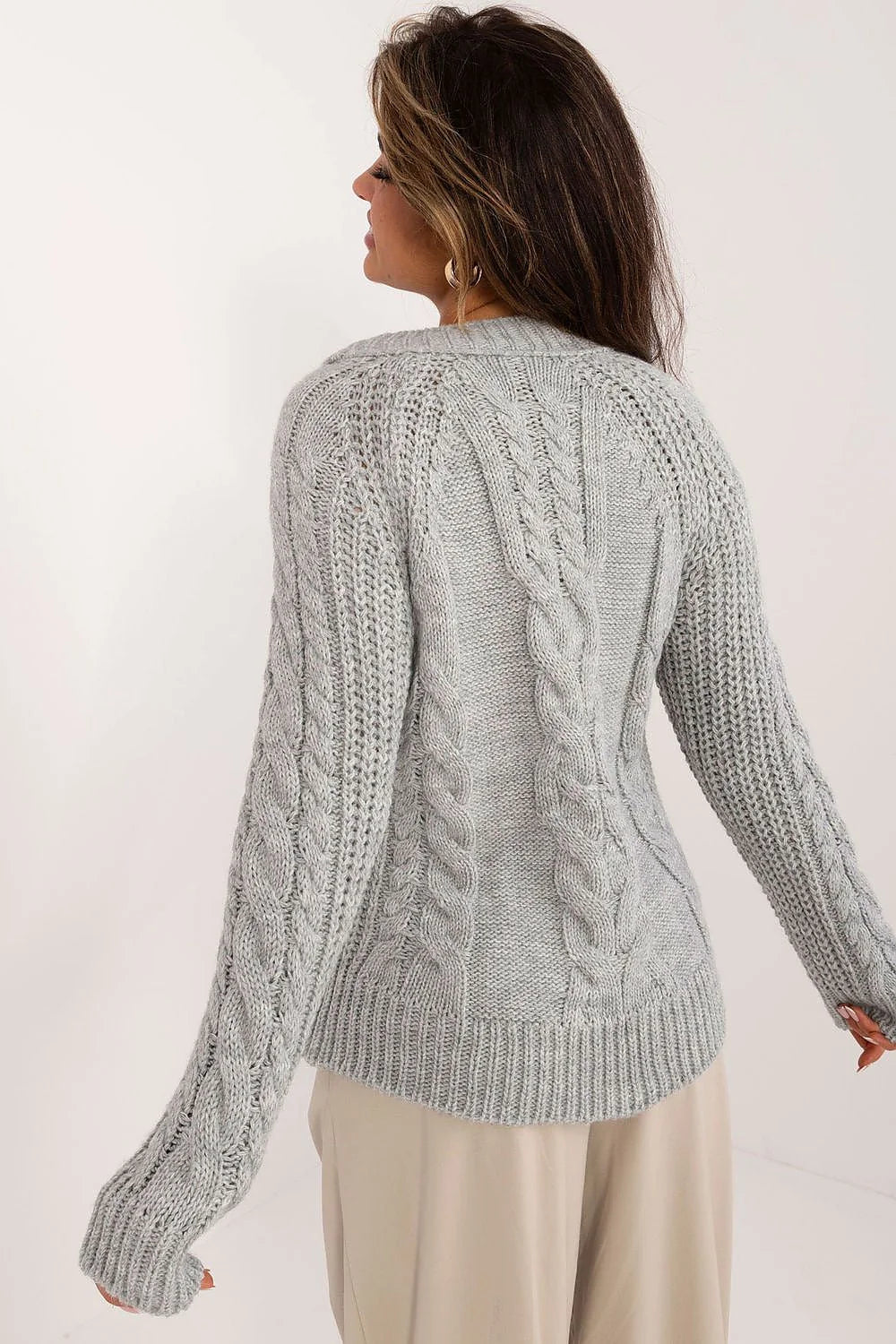 Pull femme élégant longueur standard manches longues col rond texture torsadée maille subtile acrylique laine 70 30
