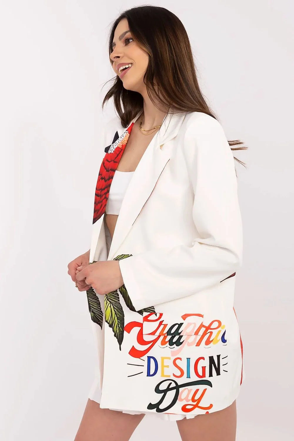 blazer femme oversize imprimé perroquet tropical multicolore base blanche col tailleur épaules carrées manches longues poche plaquée coupe longue