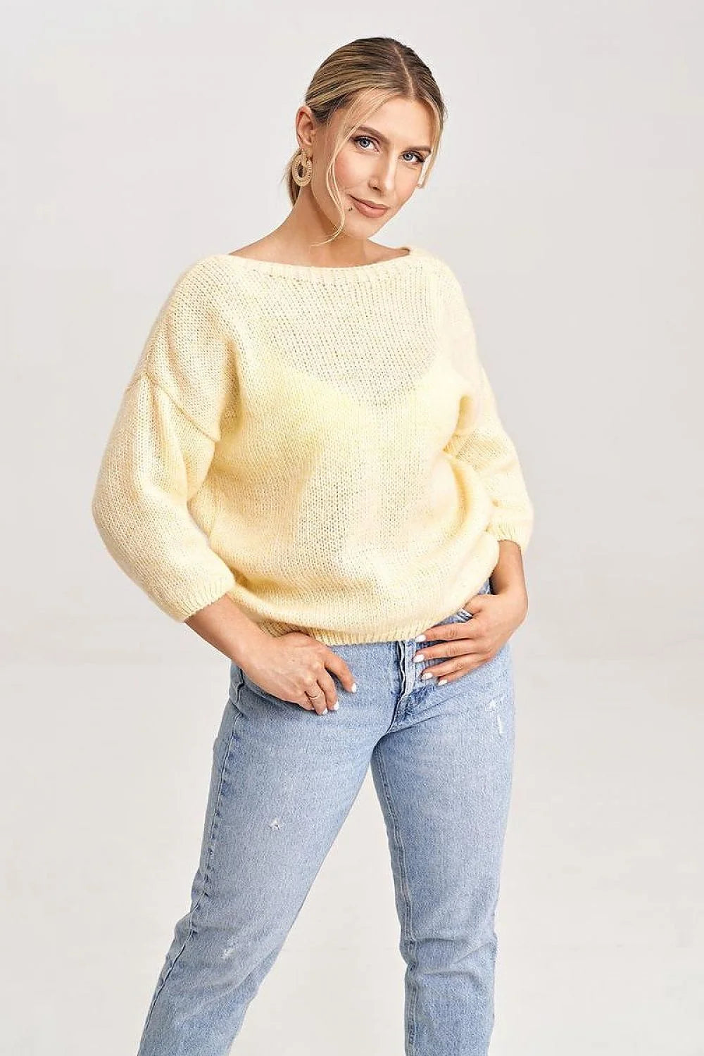 chandail Figl femme oversize jaune pâle maille duveteuse mohair léger manches troisquarts épaules tombantes encolure bateau bordures côtelées superposable chic