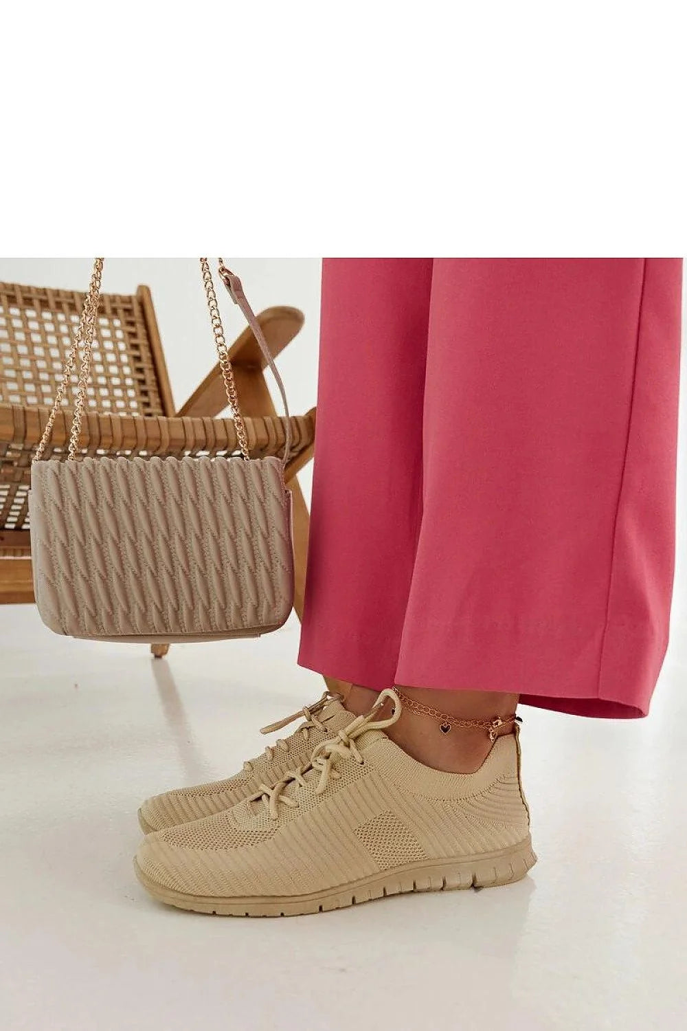 Baskets décontractées Erminio tige en maille respirante beige semelle caoutchouc femme collection été 2023