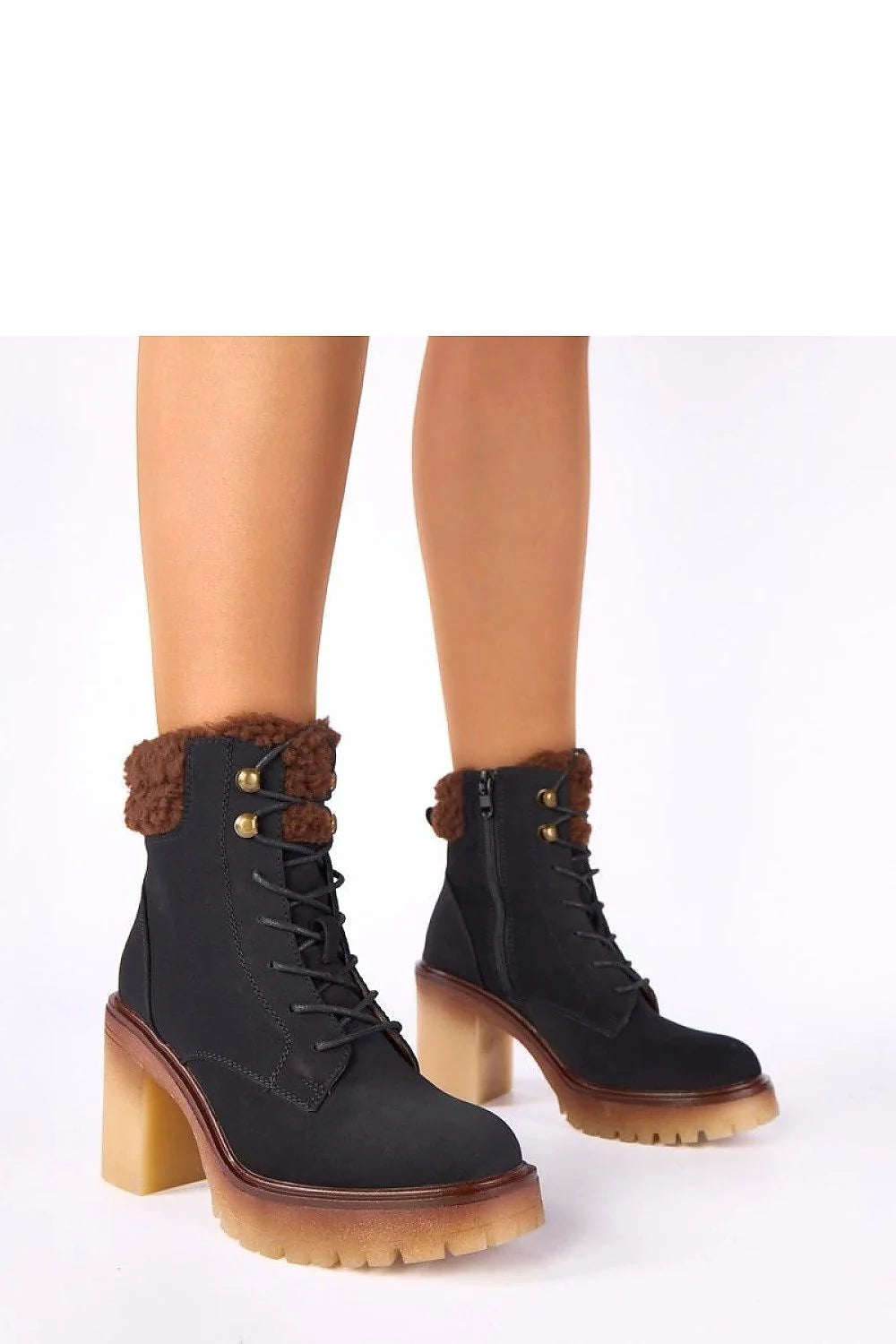 bottines noires fourrure tige Alona Gemre femme montantes lacets chunky faux daim zip latéral semelle plateforme crantée talon bloc confortable