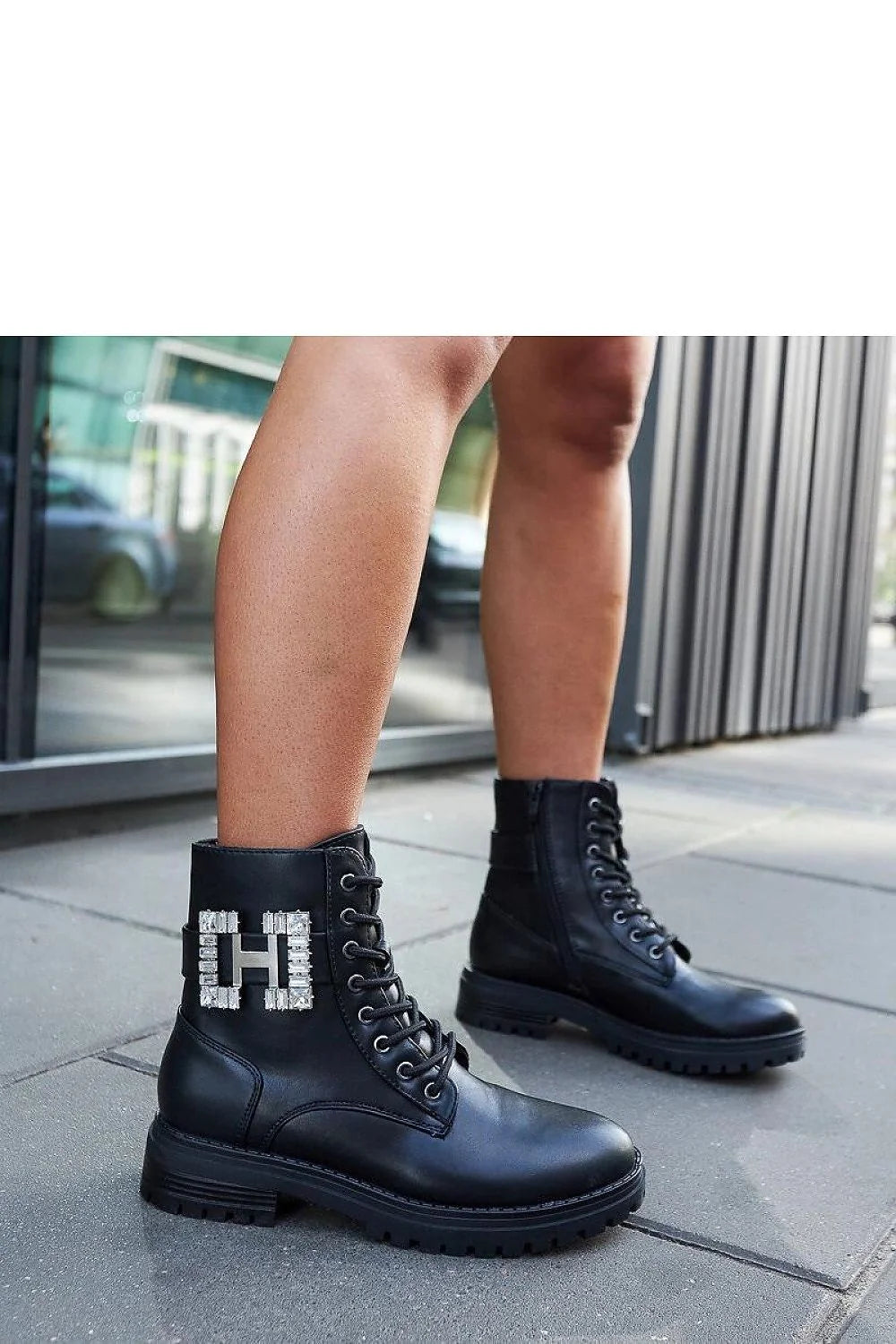 Bottes militaires femmes cuir noir style combat laçage métallique ornement zircons éclat élevé confort semelle caoutchouc