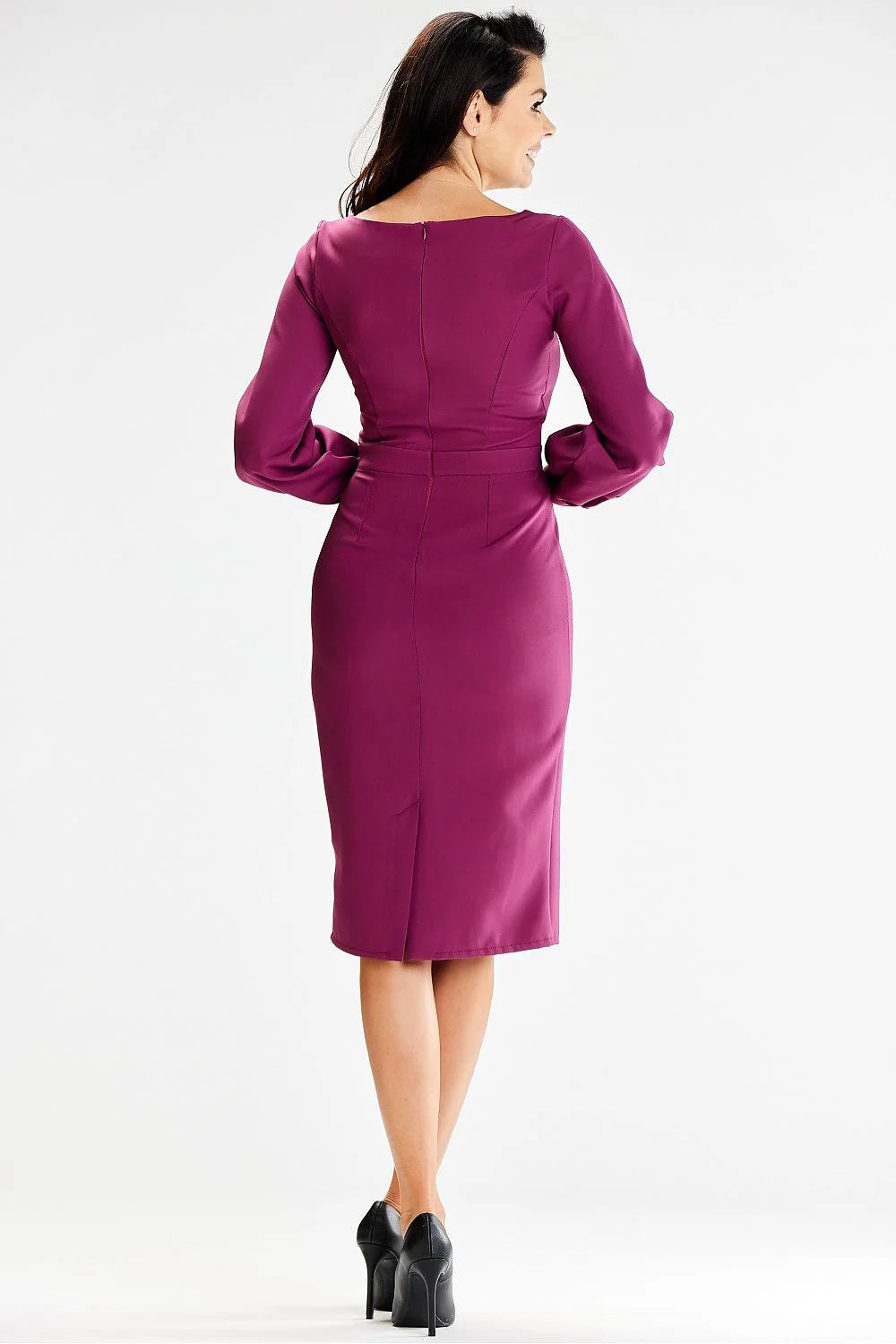 robe jour élégante ajustée manches longues boutonnées prune femme fourreau midi cintrée taille marquée pinces col bateau ballon poignets boutonnés