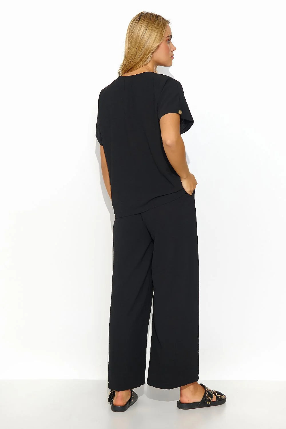 Ensemble Makadamia pour femme, haut chemisier V-neck, pantalon jambes larges, matériau léger aéré, 4 coloris tendances, occasion quotidienne chic