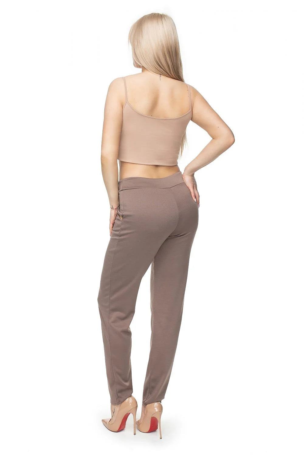 pantalon sportif femme taupe passepoil doré cordon noir taille élastique poches latérales jersey extensible cheville coupe droite