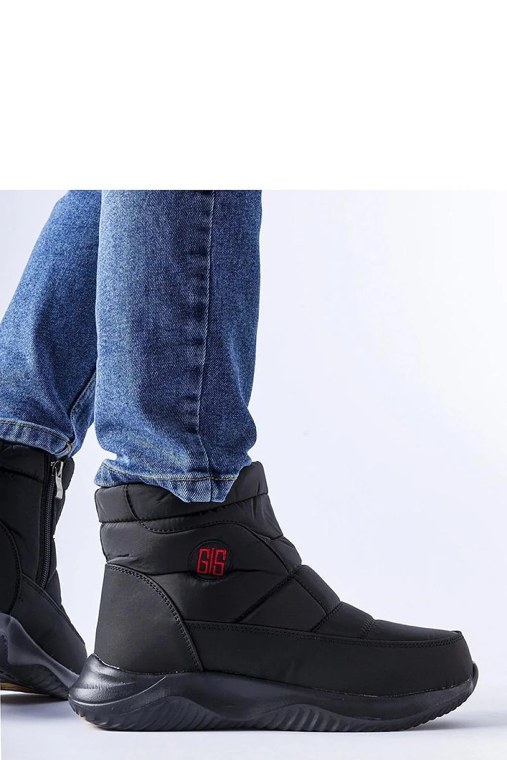 Bottes de neige pour femme design moderne fonctionnel couleur noire logo rouge tissu synthétique semelle caoutchouc