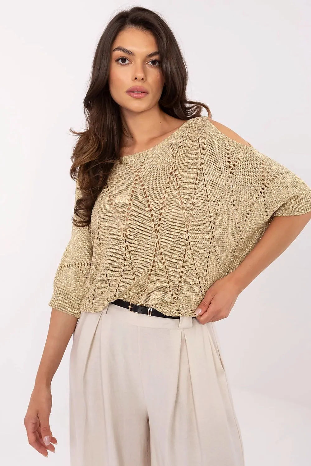 Pull ajouré en viscose femme élégant style moderne coupe asymétrique manches 3/4 motif chevrons beige doré