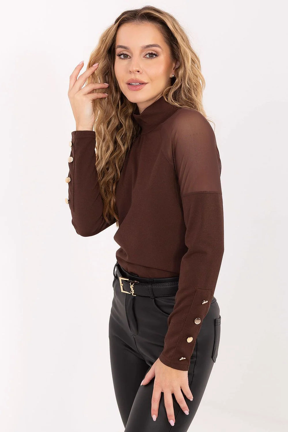 blouse col montant manches longues coupe ajustée marron chocolat maille douce empiècements résille épaules poignets boutons dorés finition lisse extensible