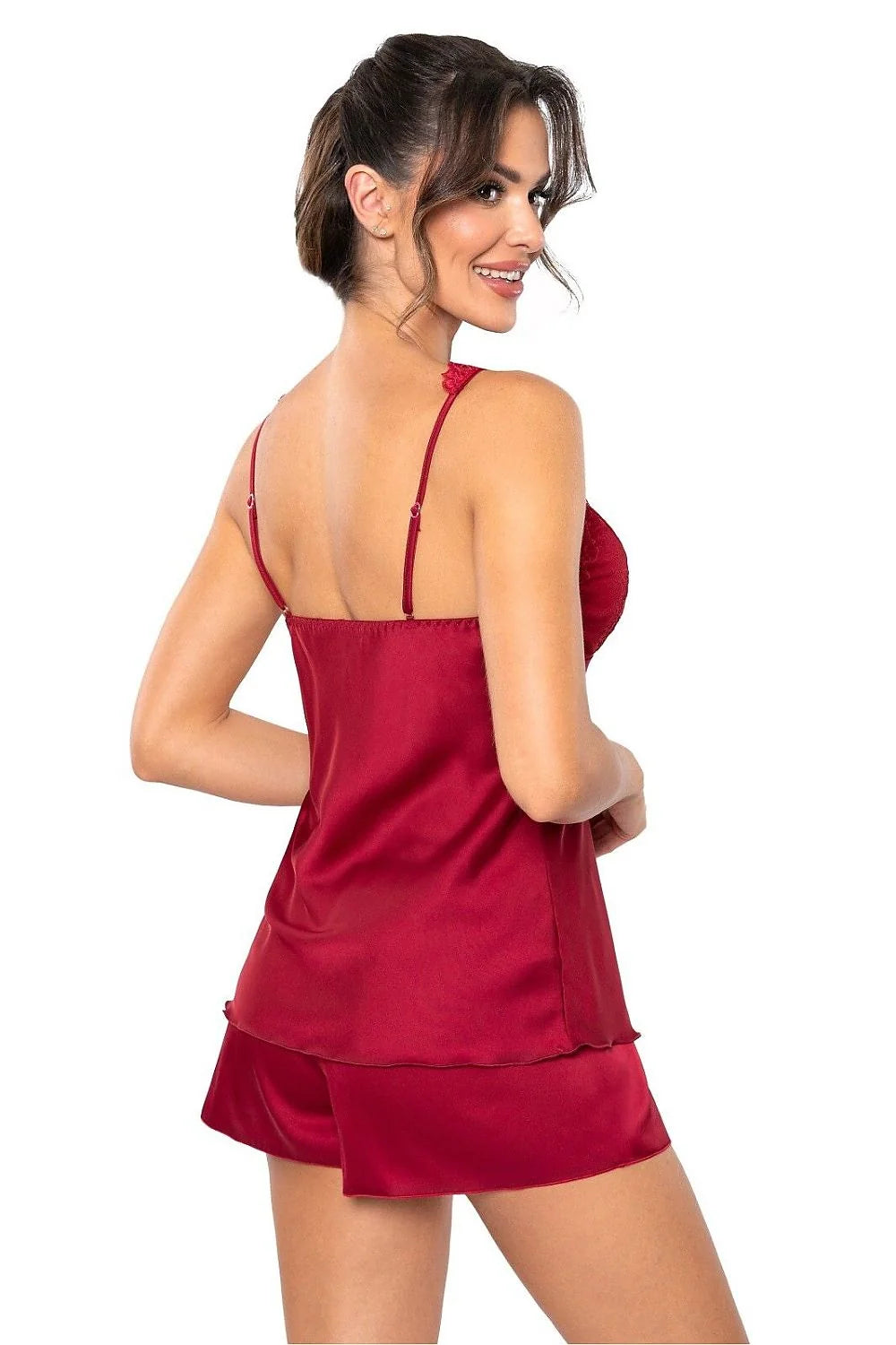pyjama femme satin soie dentelle fleurie rouge profond caraco plongeant bretelles ajustables short taille élastique nœud satiné