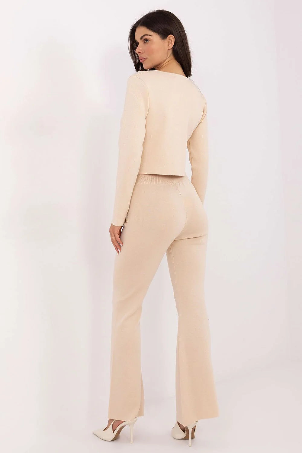ensemble femme chic confortable viscose polyester maille douce extensible cardigan cropped colV manches longues boutons dorés pantalon taille haute