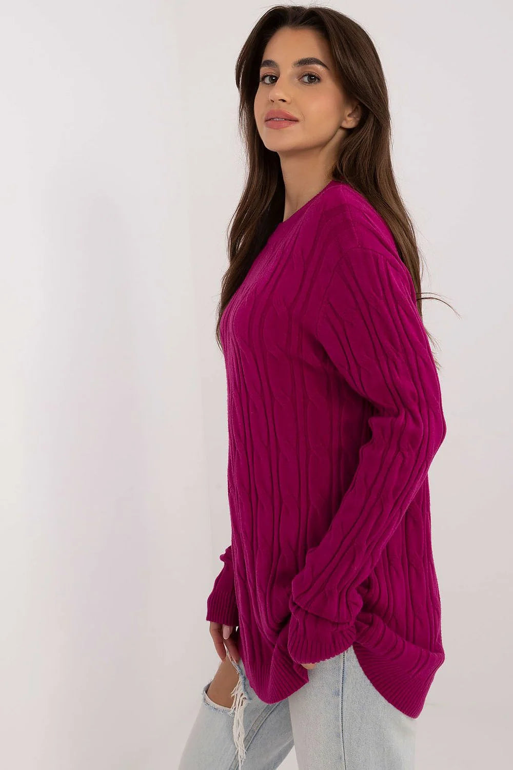 Pull pour femme style torsadé longue manches magenta texture élégante coton laine côtelé col rond