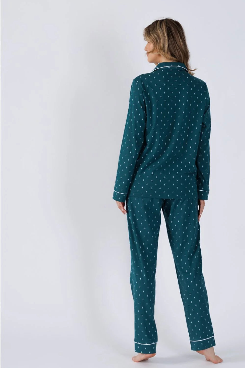 Pyjama féminine élégante en vert émeraude manches longues coupe ample finitions passepoils coton femmes détente nuit