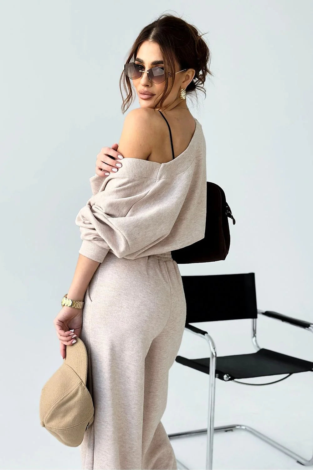 Ensemble La Balancia pour femme cardigan et pantalon beige clair coupe large confort style urbain tendance sportive