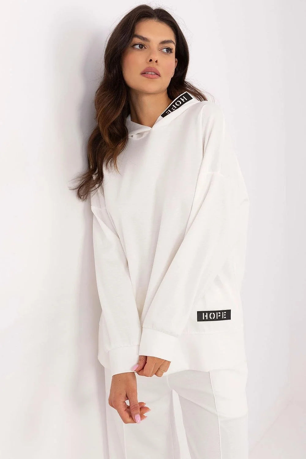 Sweatshirt femme moderne minimaliste couleur blanche pur design épuré capuche croisée manches longues tissu doux HOPE